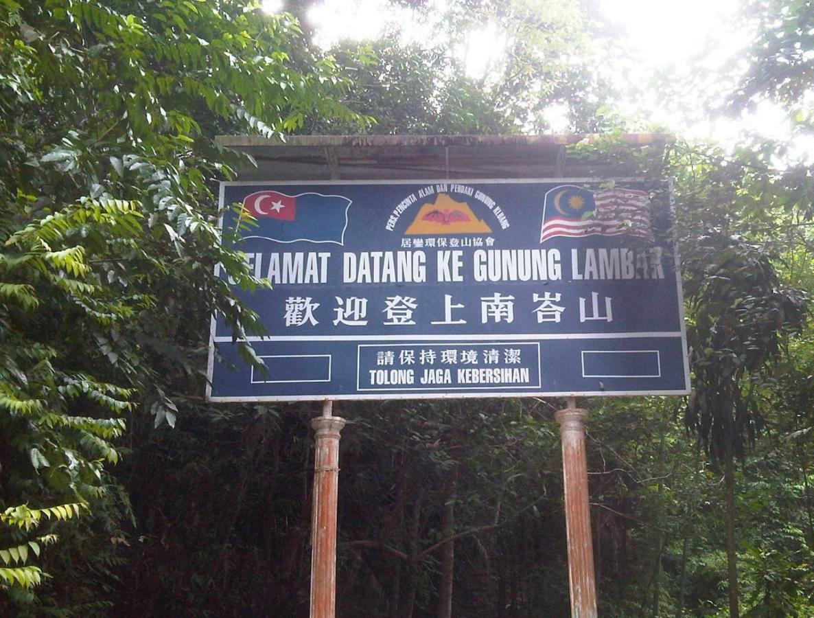 Kluang Barat Homestay Exteriör bild